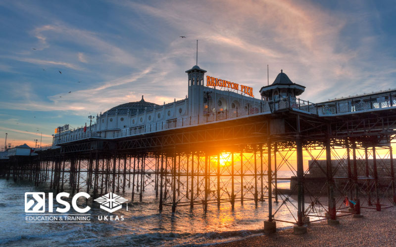 Không chỉ đối với nhiều du học sinh, Brighton cũng luôn được chính người dân Anh đánh giá nằm trong top những thành phố đáng sống ở Anh