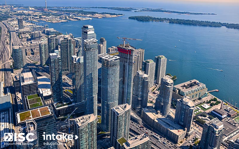 Lựa chọn thành phố nào tại Canada để học tập và sinh sống?
