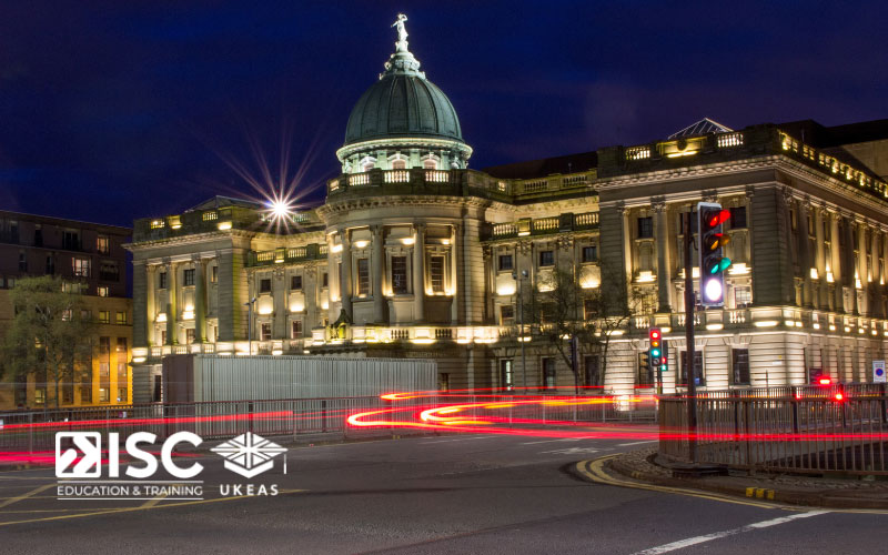 Glasgow trước kia từng là một trung tâm công nghiệp giống như Manchester