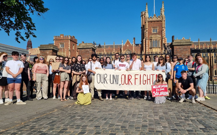 Cộng đồng sinh viên tại trường - Cơ hội công việc sau tốt nghiệp đại học Queen's University Belfast