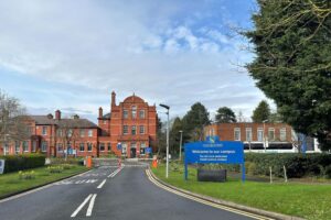 Đại học University of Buckingham | Tổng quan, học bổng và học phí mới nhất 2025