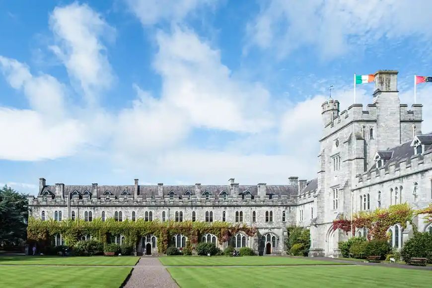 Học bổng tại đại học University College Cork