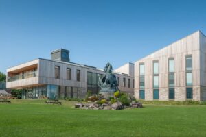 Cao đẳng Royal Veterinary College | Tổng quan, học bổng và học phí mới nhất 2025