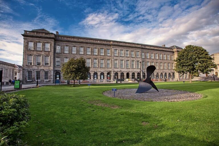 Cao đẳng Al-Maktoum College of Higher Education, thành phố Dundee | Cập nhật mới nhất 2025