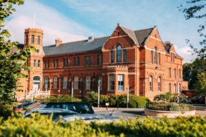 Cao đẳng St Mary's University College Belfast | Cập nhật mới nhất 2025