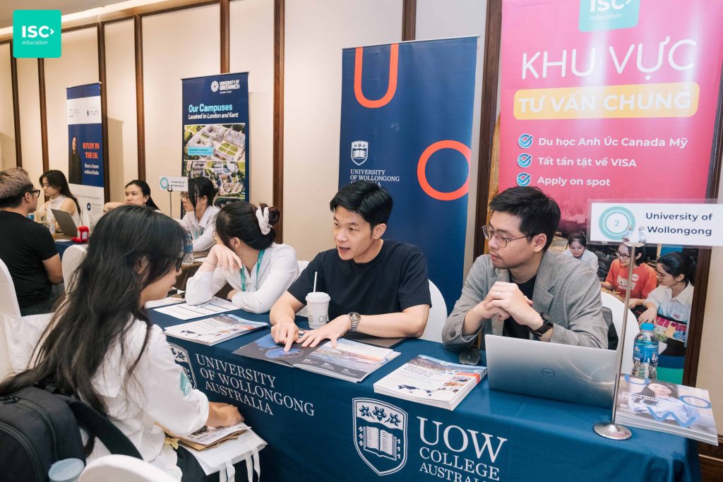 Tổng hợp các trường đại học tốt nhất tại Úc là đối tác quen thuộc của ISC Education, thường xuyên có mặt tại hội thảo du học Úc StudyWorld