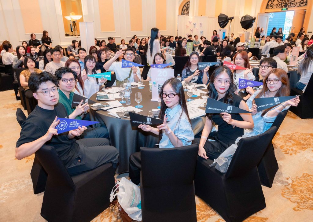 ISC Education là đại diện chính thức của các trường đại học nào?