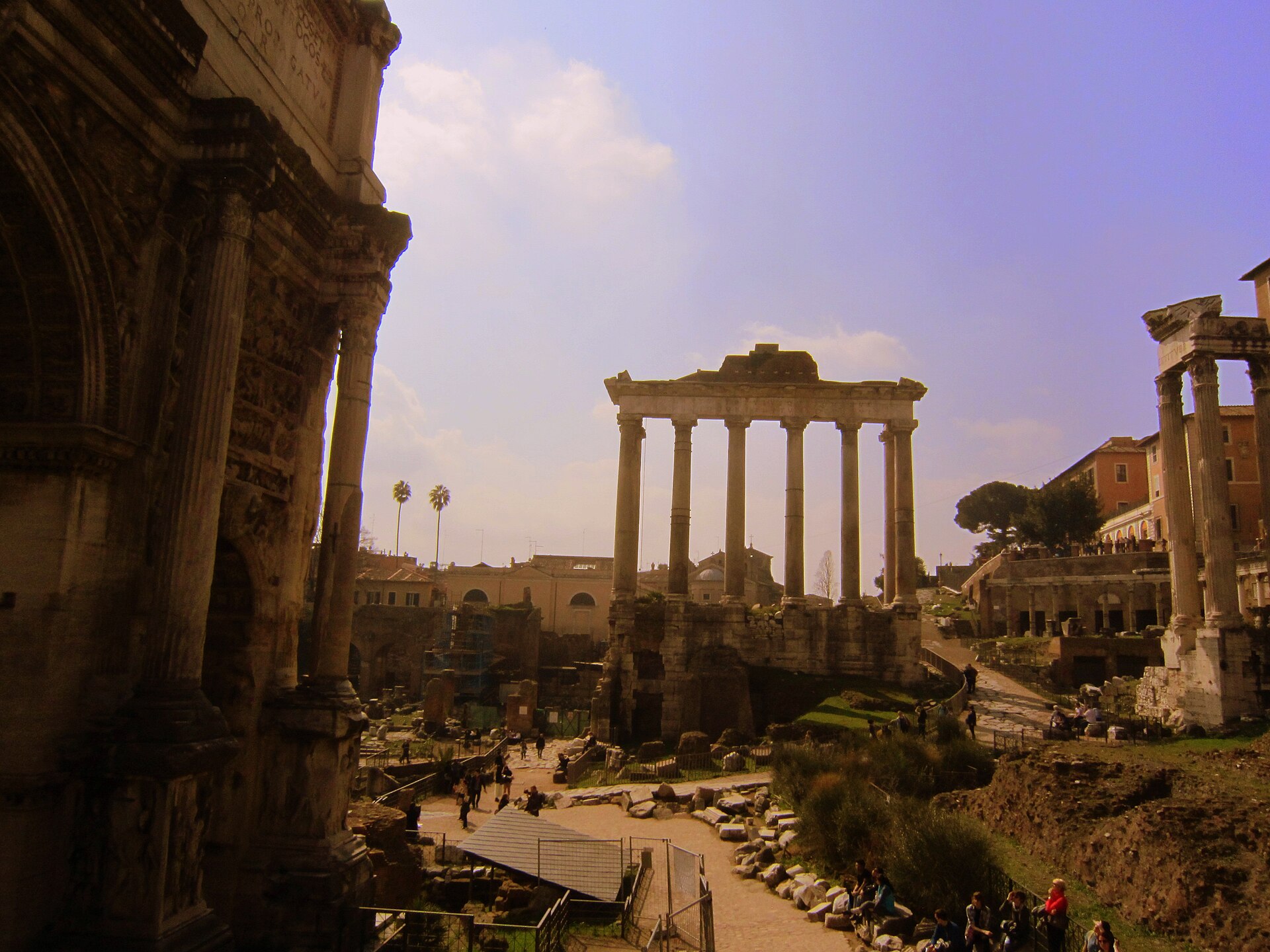 Di tích Roman Forum (Quảng trường La Mã) ở Rome – nguồn tư liệu sống của lịch sử cổ đại