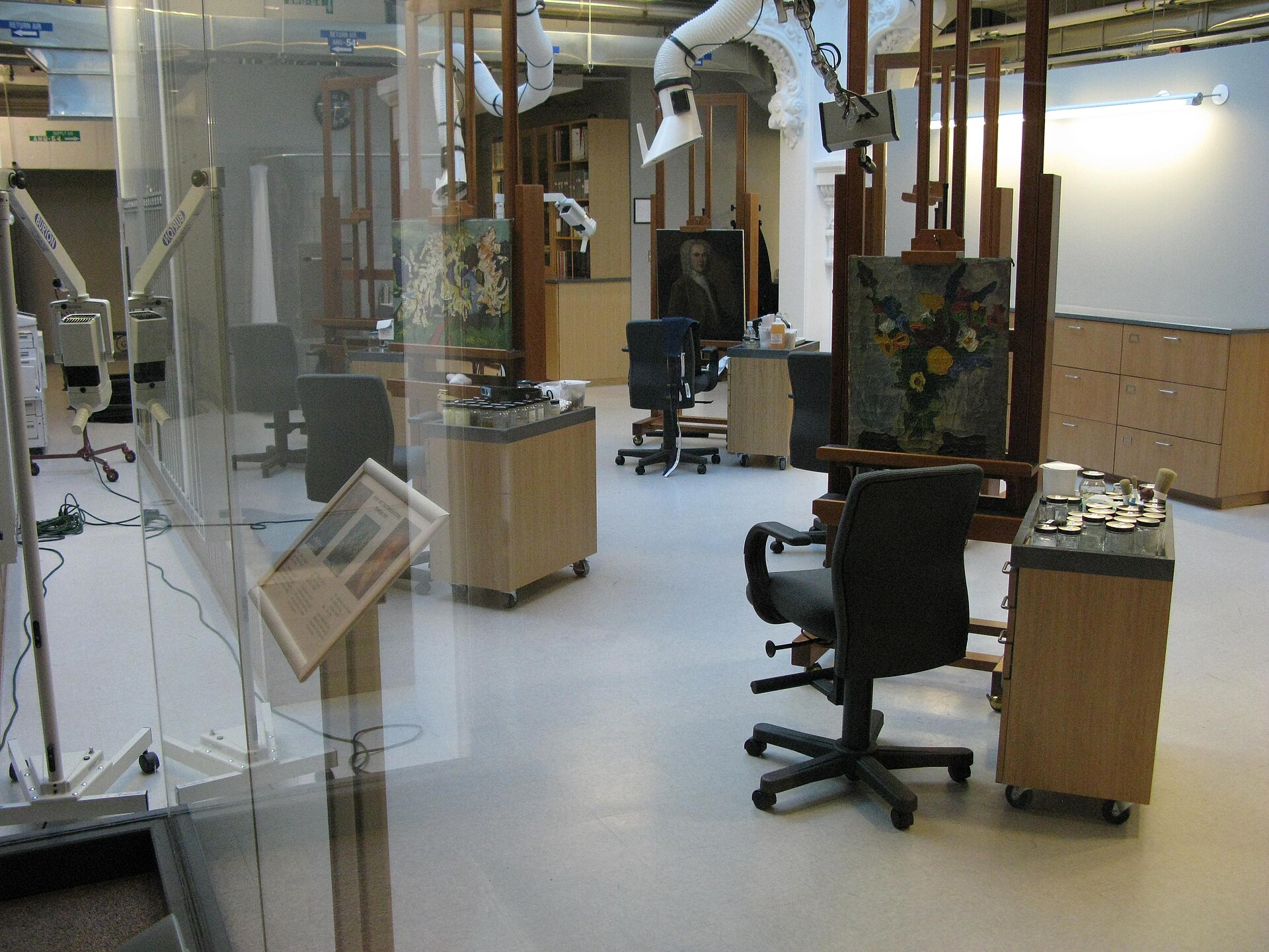 Phòng bảo quản của Lunder Conservation Center, Bảo tàng Nghệ thuật Mỹ Smithsonian